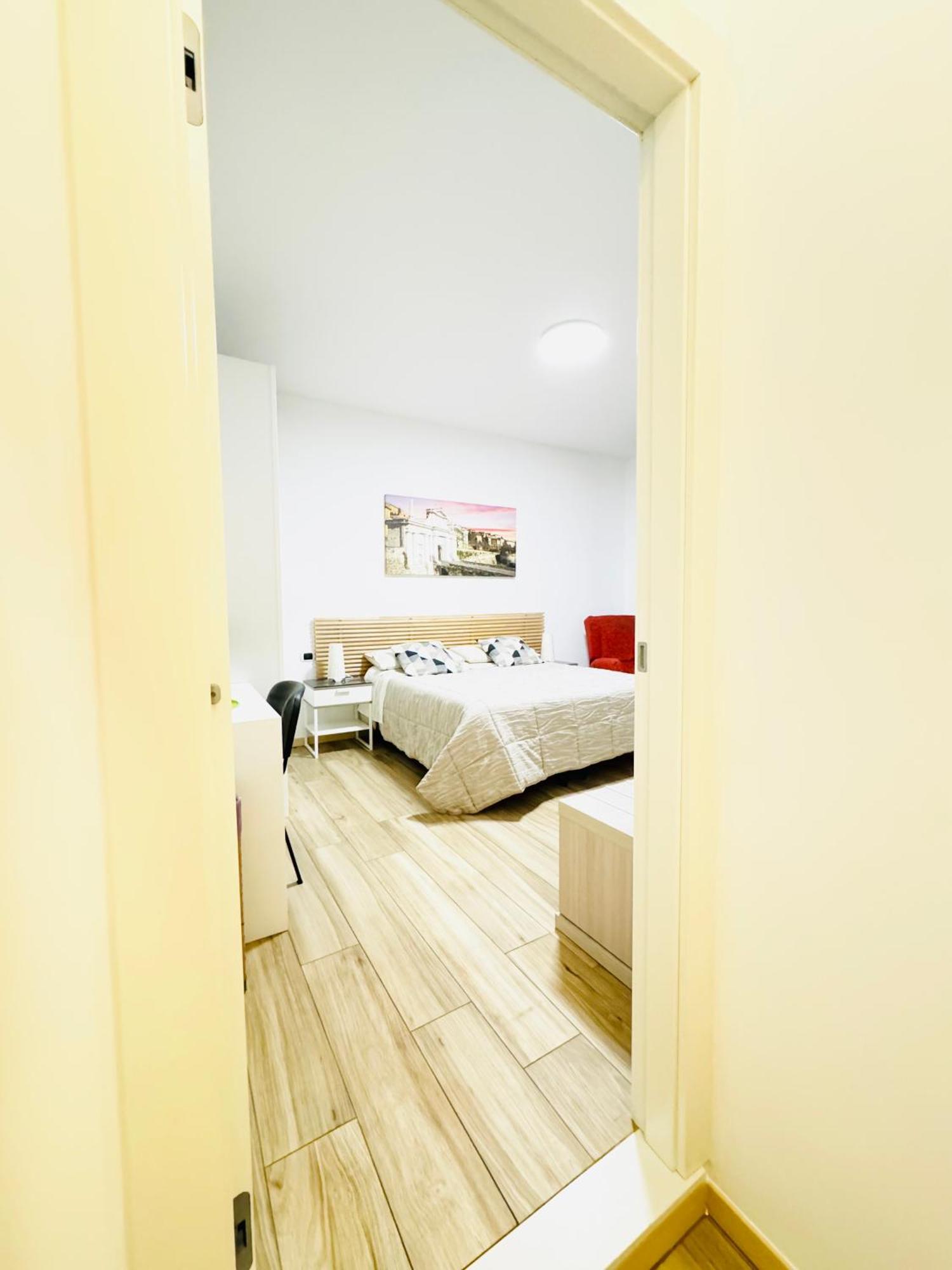 Smart House Rooms Central Luxury Бергамо Екстериор снимка